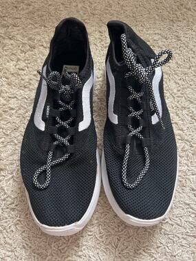 Van’s Cerus Lite Trainers Size 9.5 Women’s - Free Shipping from Hawaii